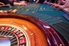 Reimmaginare i giochi classici nei casinò dal vivo